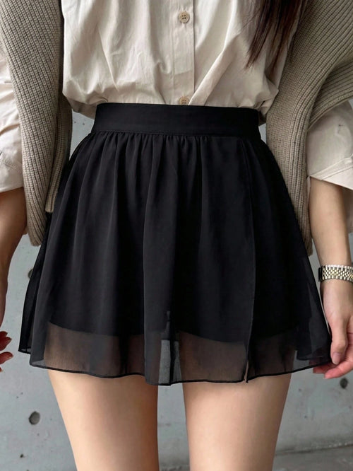 DAZY Women's Solid Color Side Slit Skirt Shorts