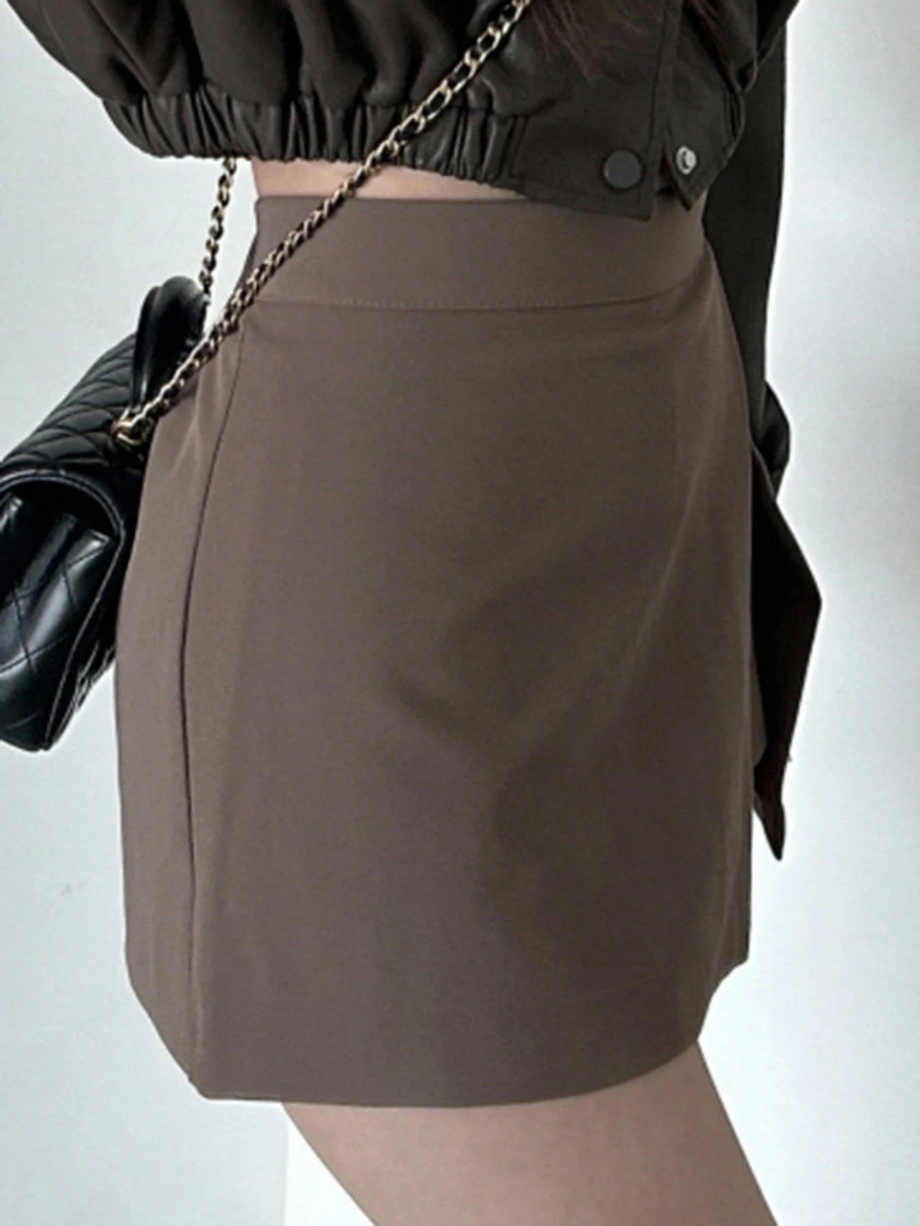 DAZY Women's Solid Color Side Slit Skirt Shorts
