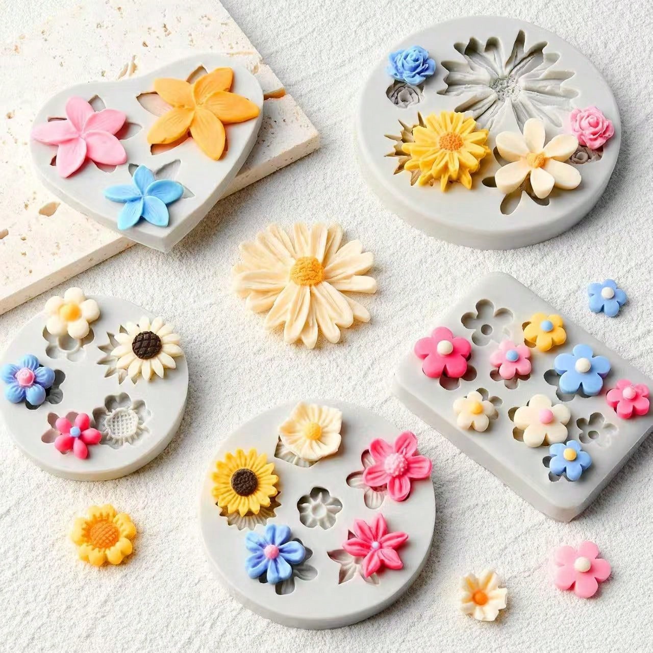 DIY Silicone Molds, Suitable For Fondant, Chocolate And Cake, Daisy, Sunflower, Rose And Leaf Shaped Baking Decoration Molds