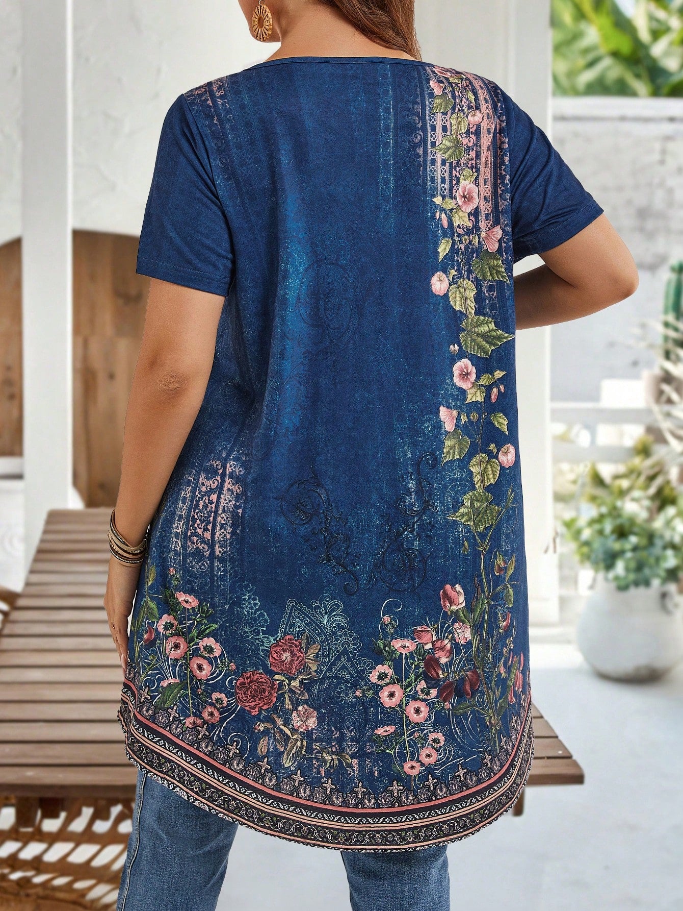 EMERY ROSE Plus Size Women's Summer Countryside Castle Printed Round Neck Short Sleeve Casual T-Shirt, Summer,Vacation/Spring