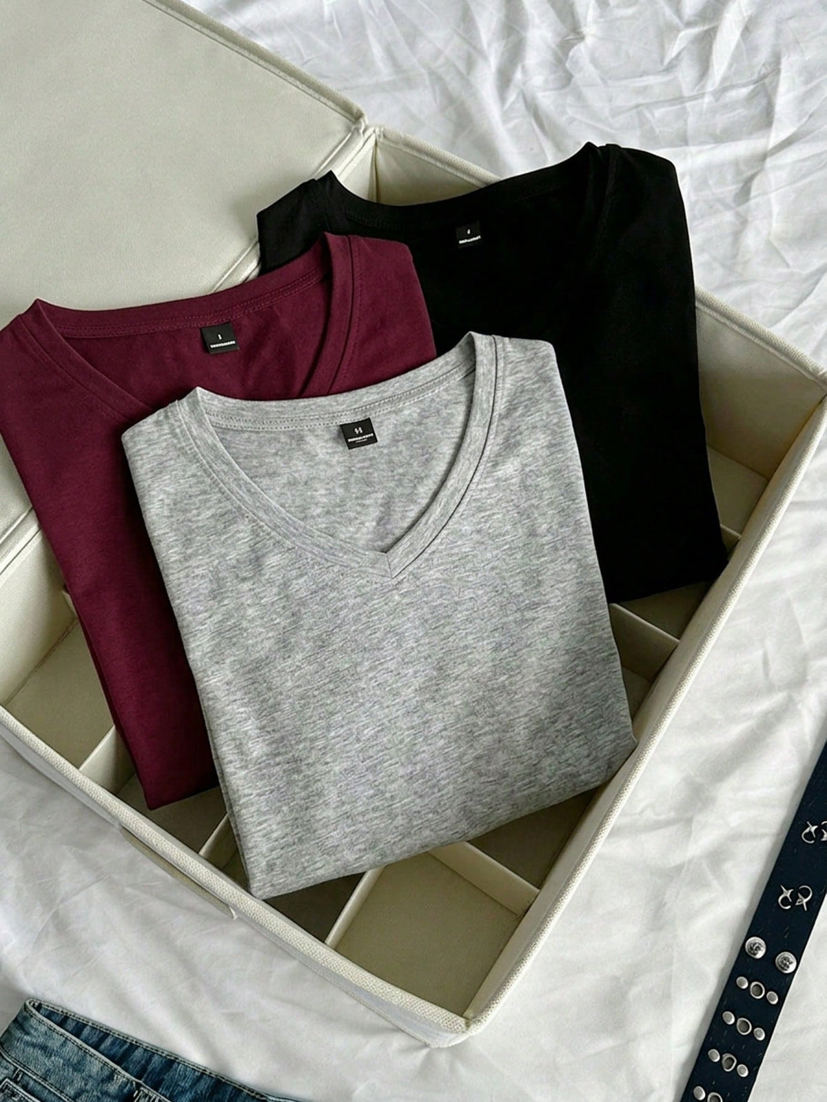 EZwear 3pcs Women's Summer V-Neck Fitted T-Shirts, Punk Subculture Anime Solid Color Basic V-Neck Short Sleeve Slim Fit T-Shirts