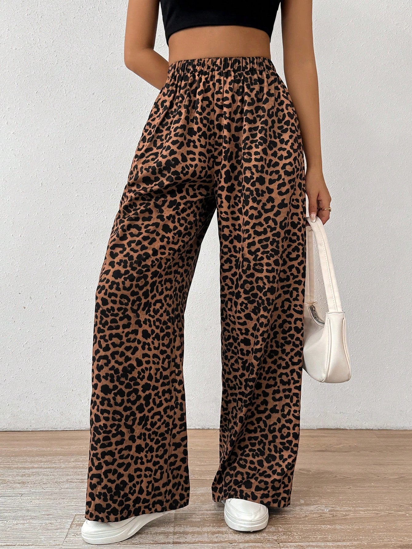 EZwear Women Elastic Waist Wide-Leg Leopard Print Loose Pants