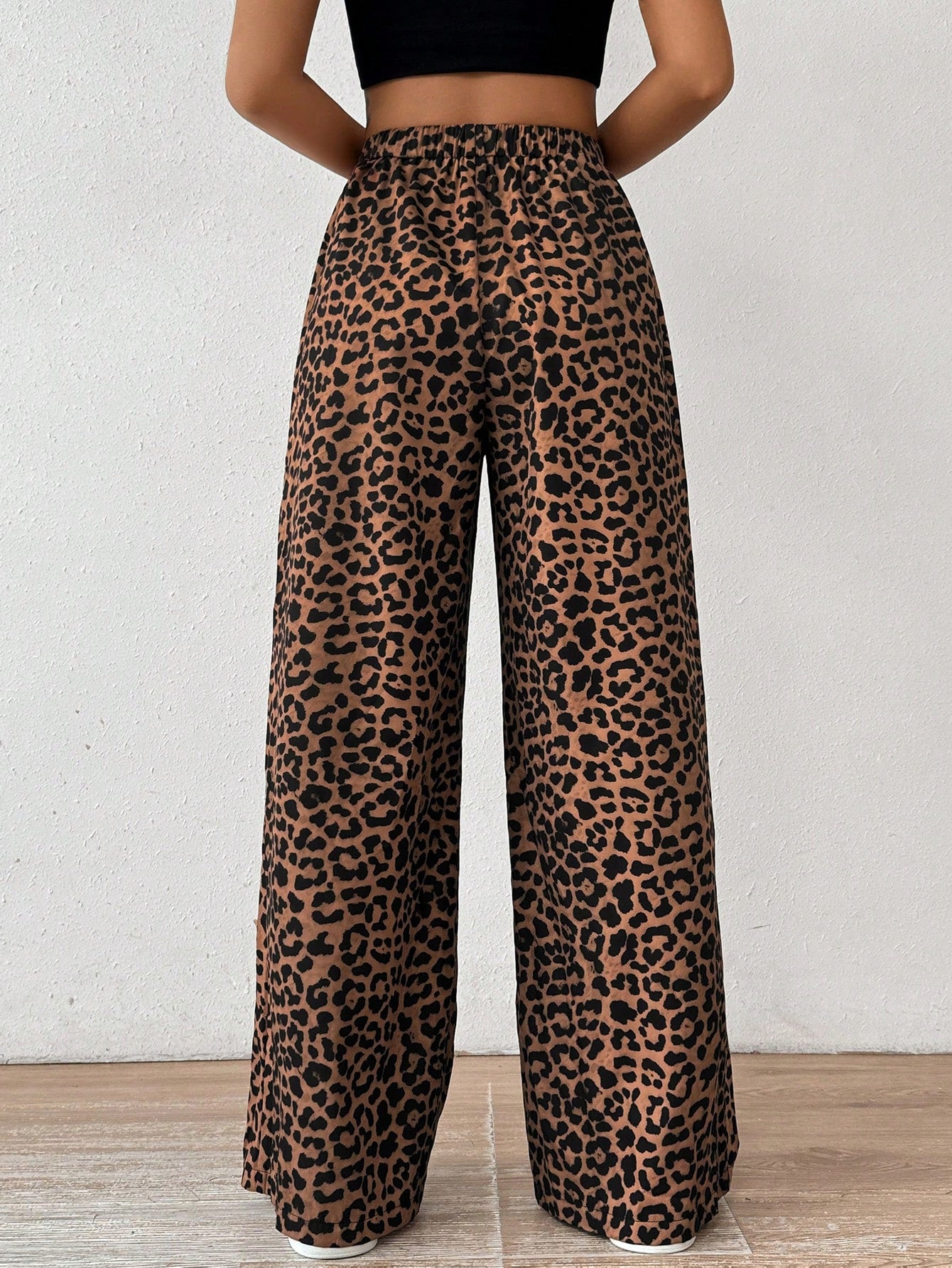 EZwear Women Elastic Waist Wide-Leg Leopard Print Loose Pants