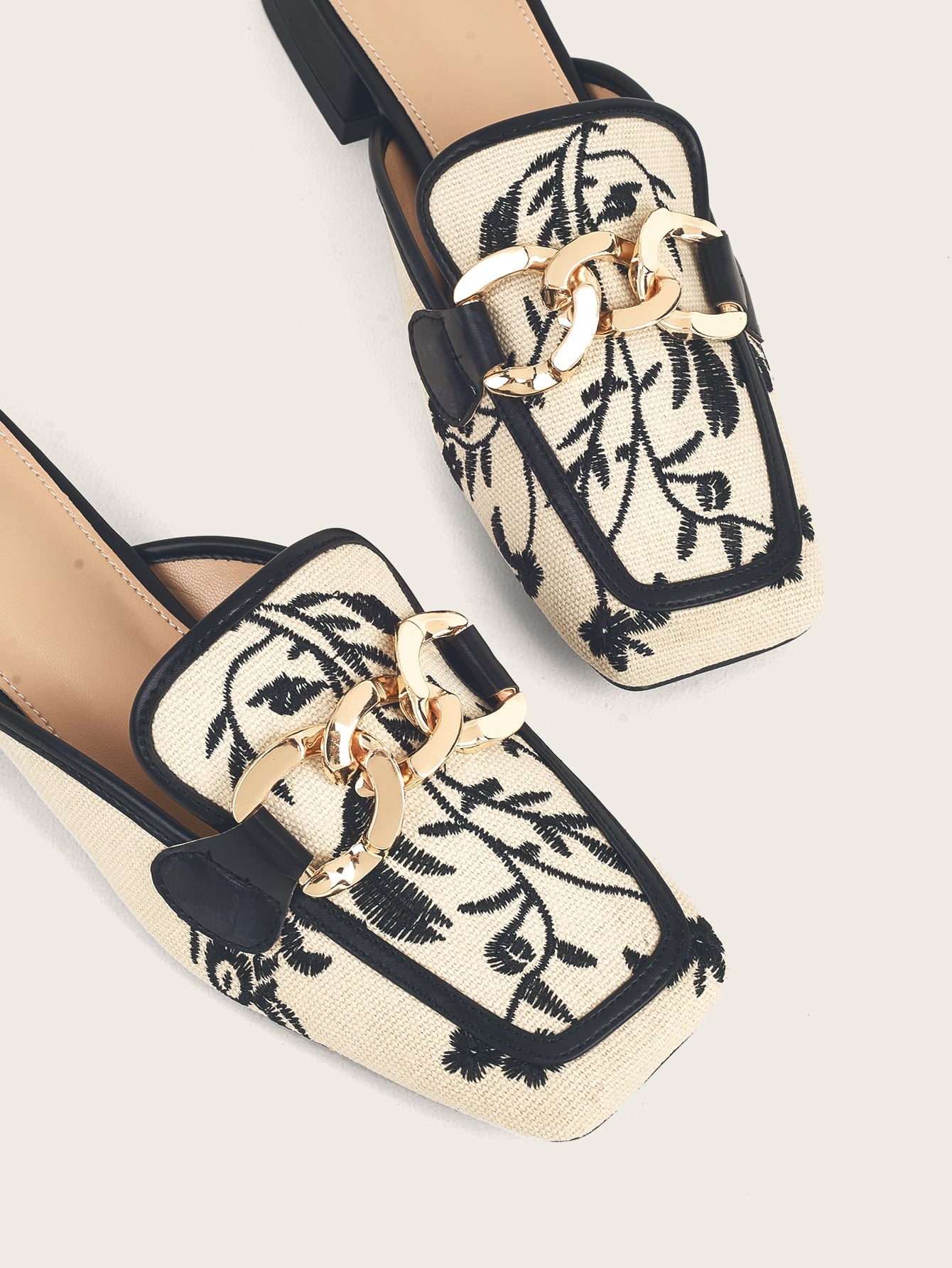 Fall/Winter Two Tone Chain Decor Flat Mules