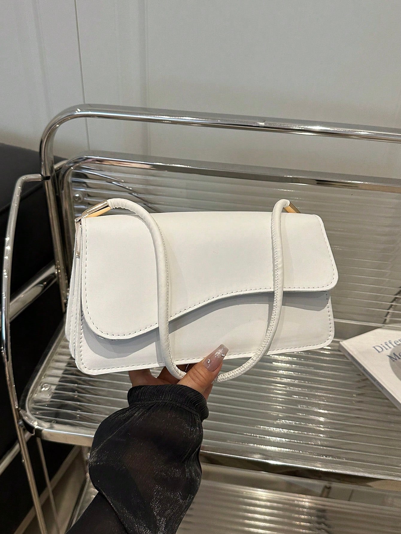 Fashion Solid Color Asymmetrical Flap Retro Minimalist Elegant Shoulder Bag, Small Bags, Cream Bag, White Bag