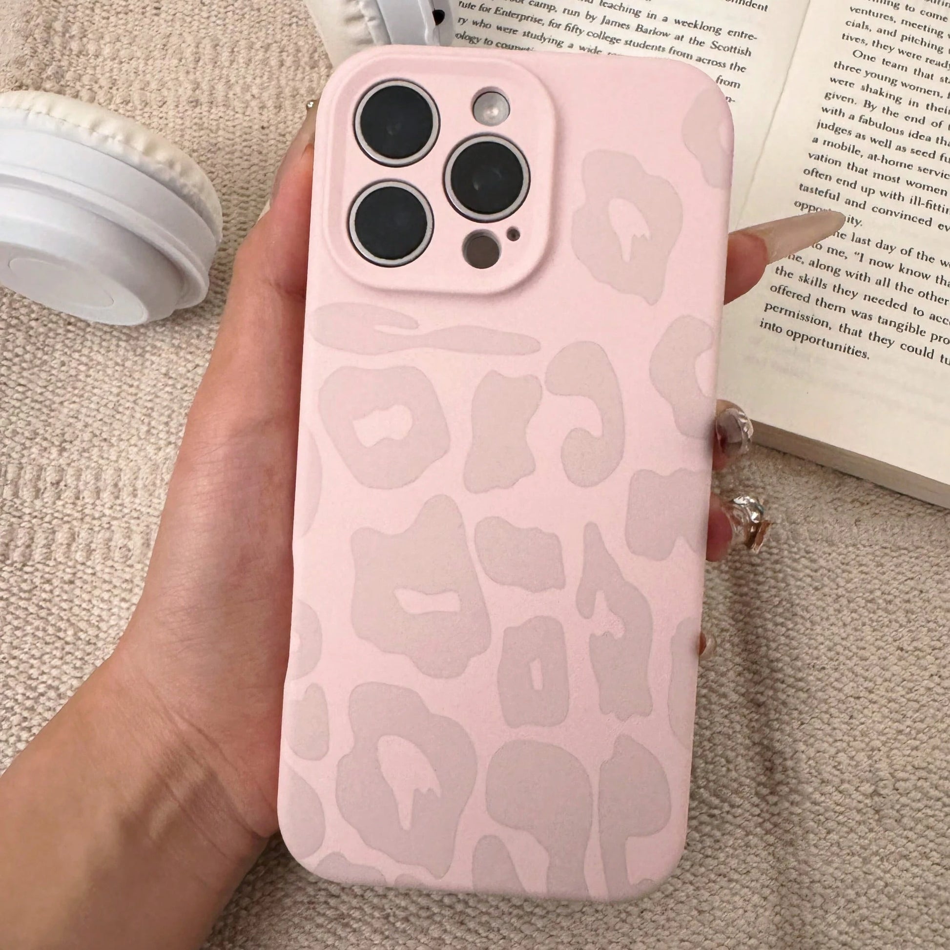 Fashionable Pink Leopard Print Phone Case Compatible With IPhone 17 Pro Max/17 Pro/17/16 Pro Max/16/16 Pro/15/15 Pro Max/15 Pro/11/12/13/14 Pro Max/12 Pro/12 Pro Max/13 Pro/13 Pro Max/14 Pro/14 Pro Ma