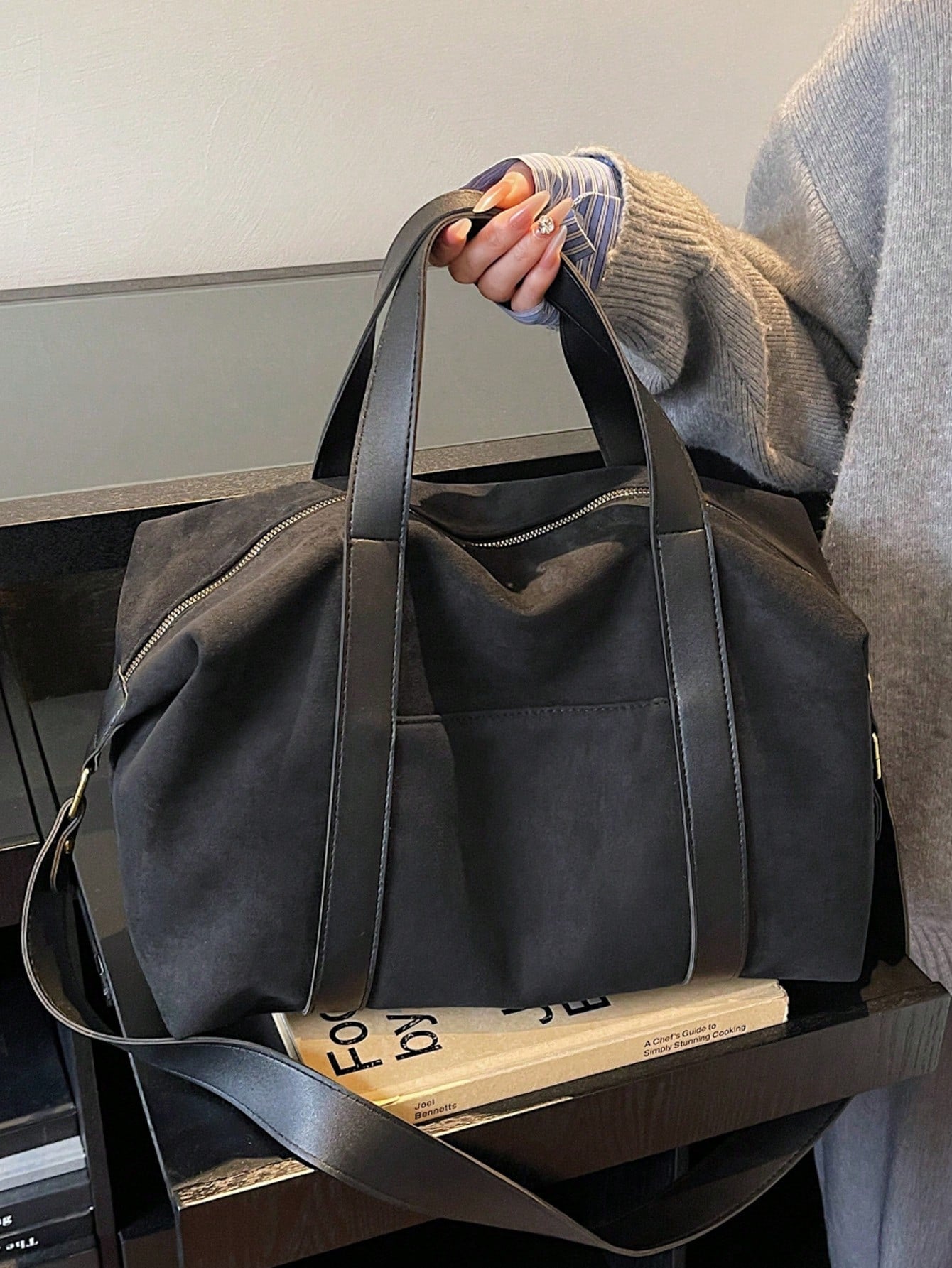 Fashionable Velvet Leopard Print Leather Handbag, Large Capacity, Travel Bag, Gym Bag, Duffle Bag, Portable, Lightweight, Durable, Stylish, For Home