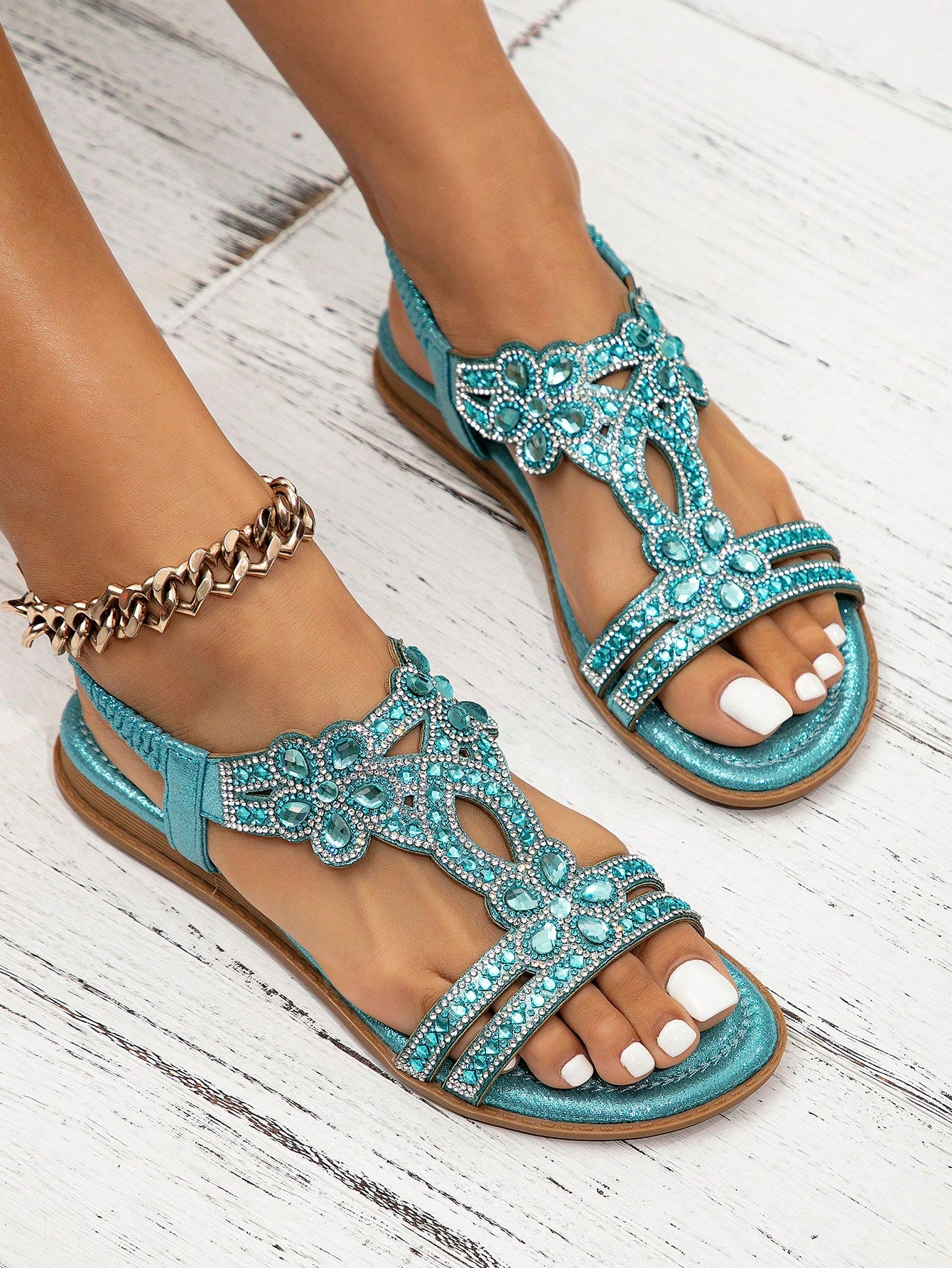Flat Comfortable Round Toe Sandals For Women Plus Size 46-45-44, Fashionable, Versatile, And Easy To Wear With Rhinestone Embellishments