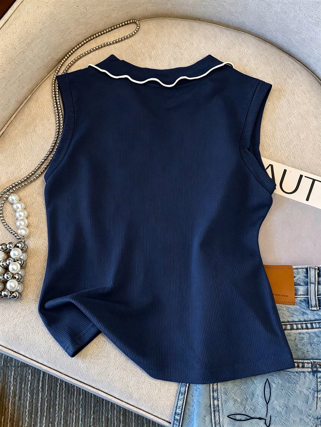 Franclia Spring/Summer Minimalist Cute Navy Blue And White Sleeveless Collared Top, Contrast Color Tie Bow Decor, Loose Short Length Women's Vest