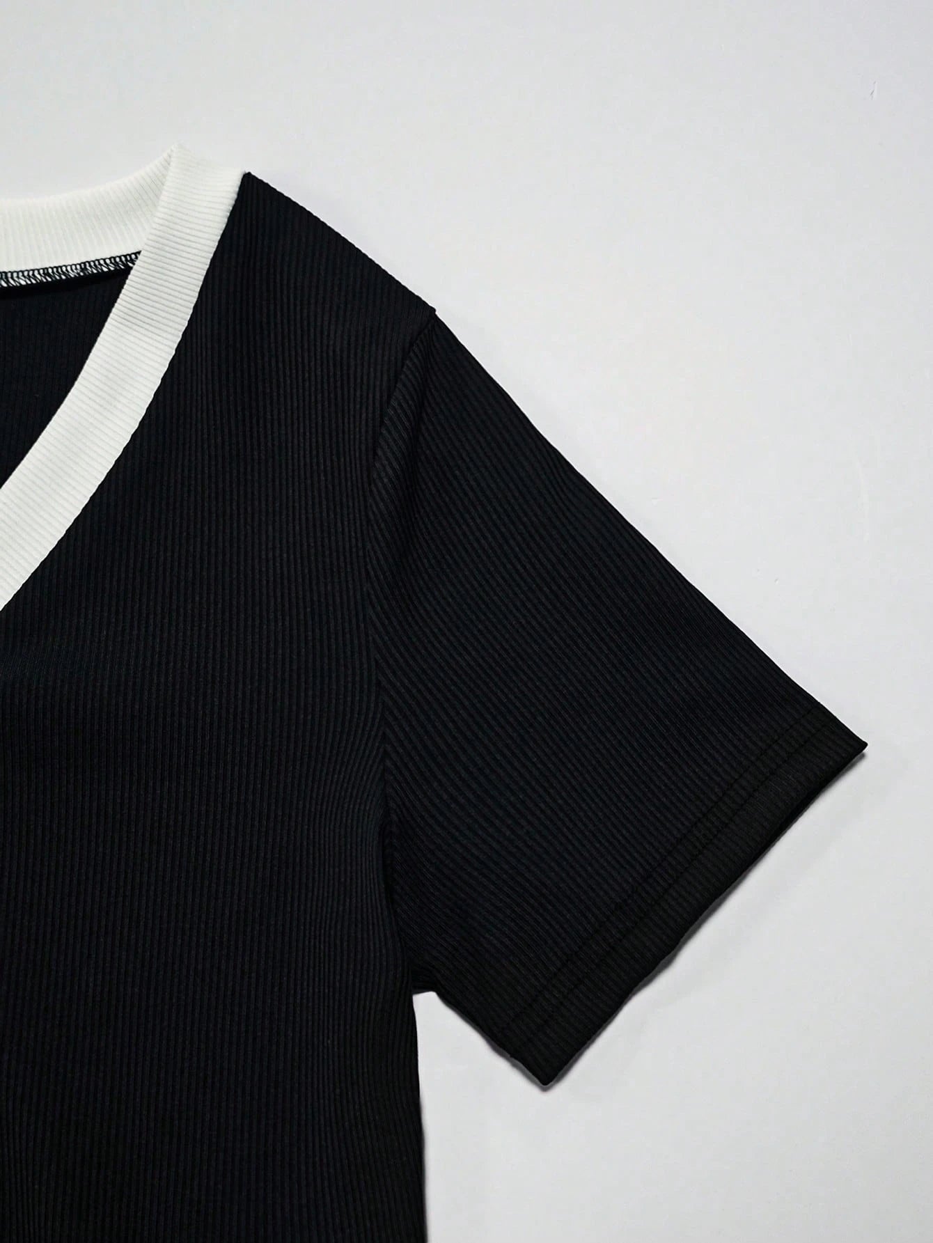 Franclia Women's French Style Color Block V-Neck Trim Vertical Striped Button Front Slit Hem Casual,Work Dress,Black,Summer,Elegant,Slim Tuxedo Dress