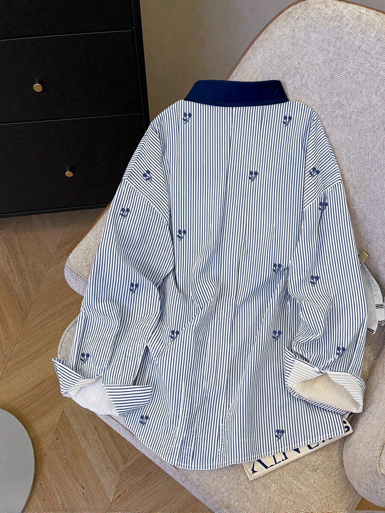 Franclia Women's Loose Casual Striped Button-Front Long Sleeve Shirt