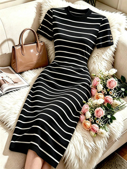 Franclia Women's New Black & White Striped Round Neck Short Sleeve Bodycon Waist-Cinched Slimming Mid-Length Knit Dress