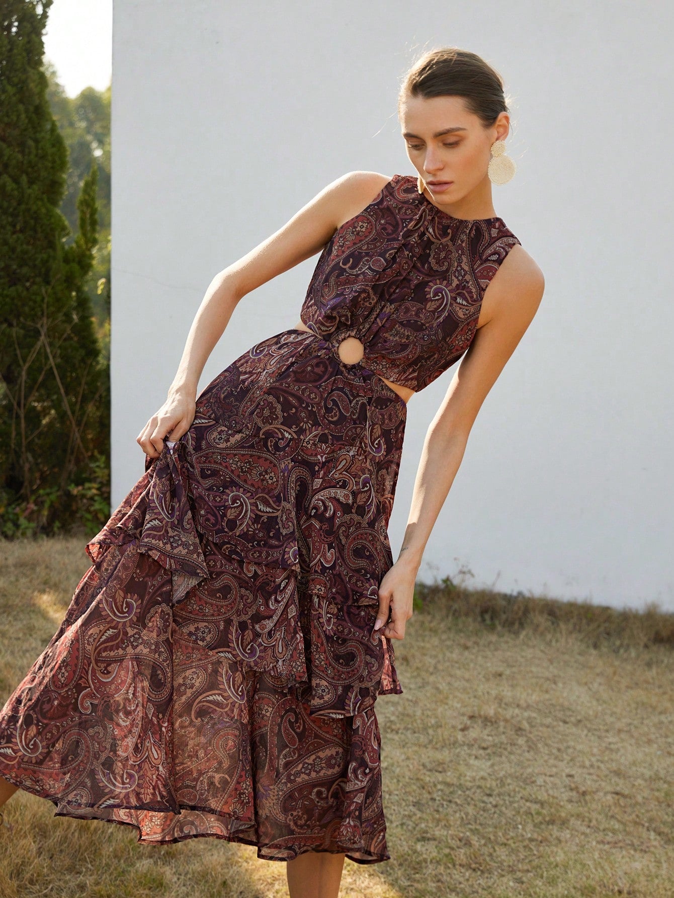 Frievida Elegant Ruffled Round Hollow Tiered Maxi Dress, Paisley Chiffon Dress, Spring/Summer