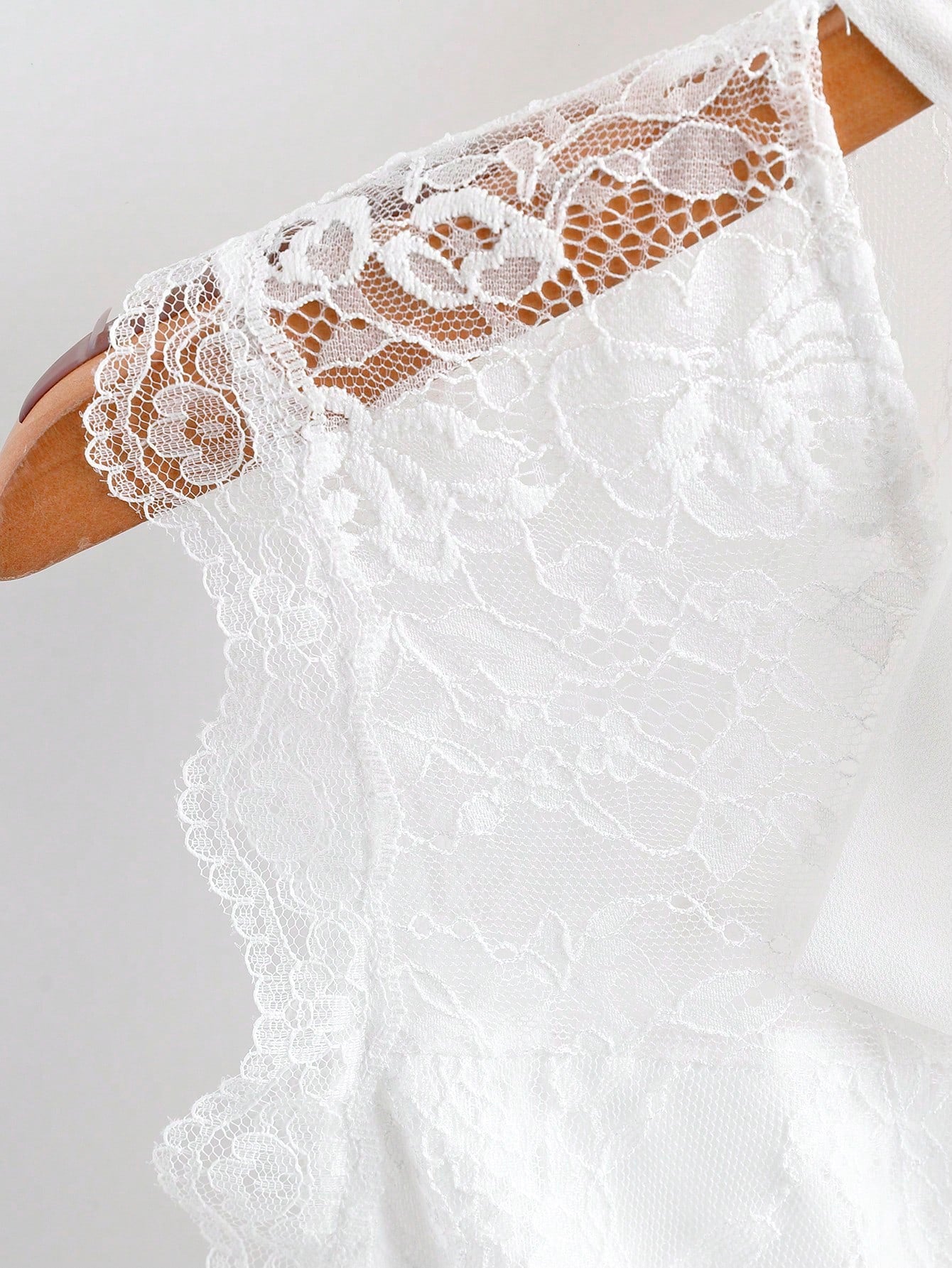 GlowEve Women's Elastic Lace Chiffon Bow Tie Sleeveless Waist Fitted Elegant Camisole Top, Suitable For Commuting, Summer