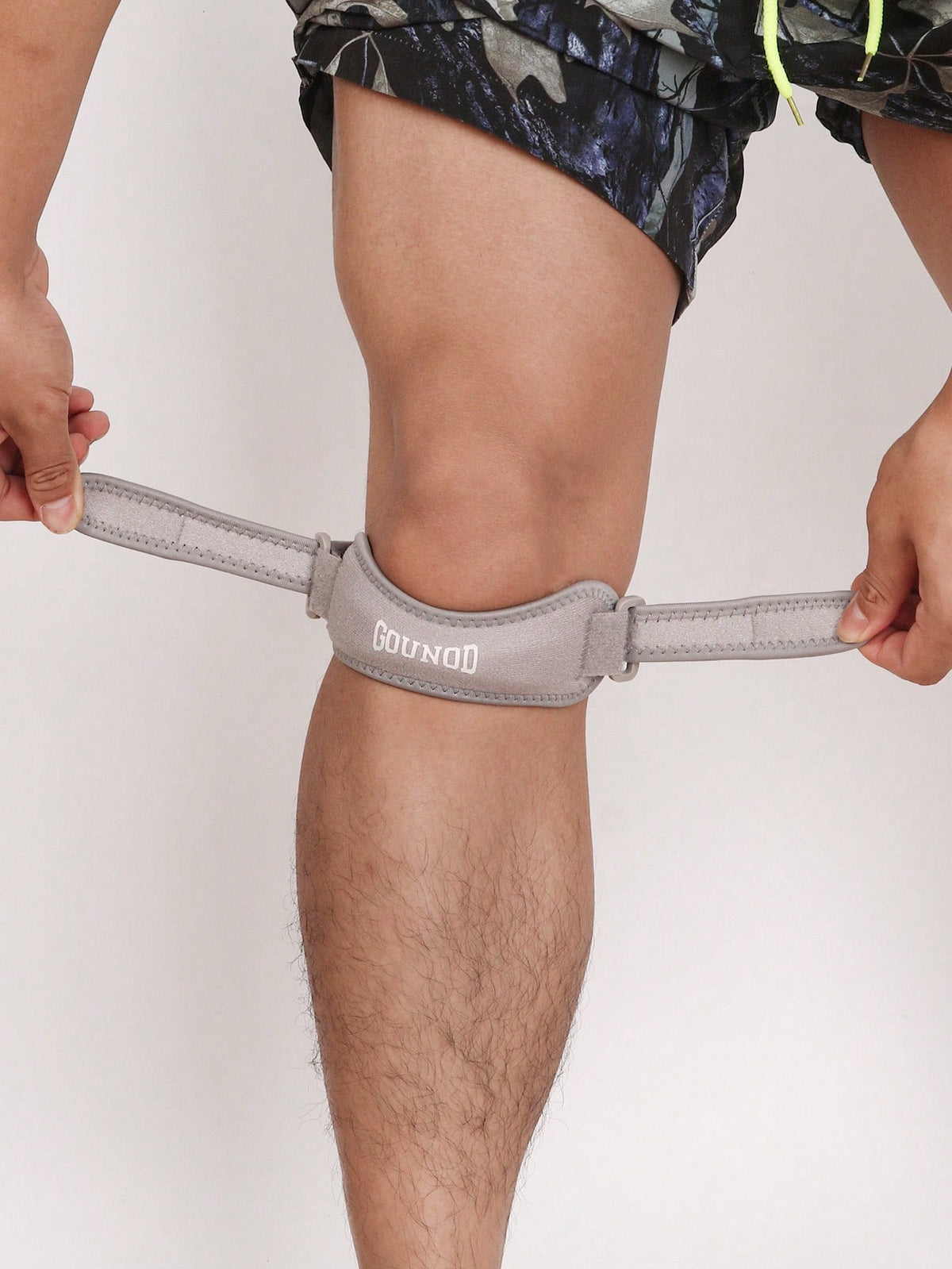 GOUNOD Support Strap Or Men & Women Knee Sleeve, Adjustable Knee Strap For Running, Sports, Basketball, Tennis