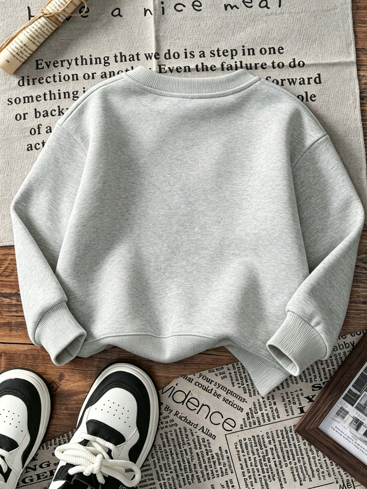 [Halloween]Young Boy Printed Long-Sleeve Crewneck Sweatshirt, Student Casual Wear, Perfect For Boy Getting Ready To Play
