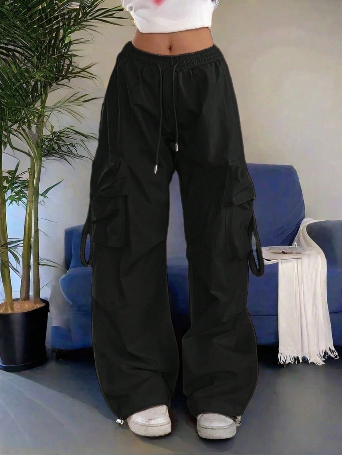 High Waist Flap Pocket Drawstring Waist Elastic Hem Pleated Casual Wide Leg Parachute Cargo Pants, Street Style Black Spring