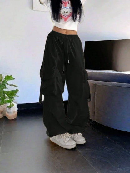 High Waist Flap Pocket Drawstring Waist Elastic Hem Pleated Casual Wide Leg Parachute Cargo Pants, Street Style Black Spring