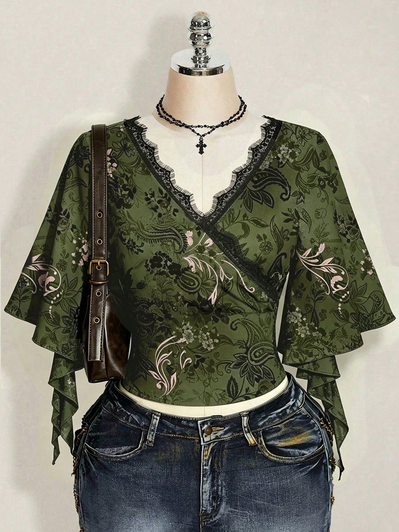 ICON Patterned Print Plus Size T-Shirt, Suitable For Music Festival