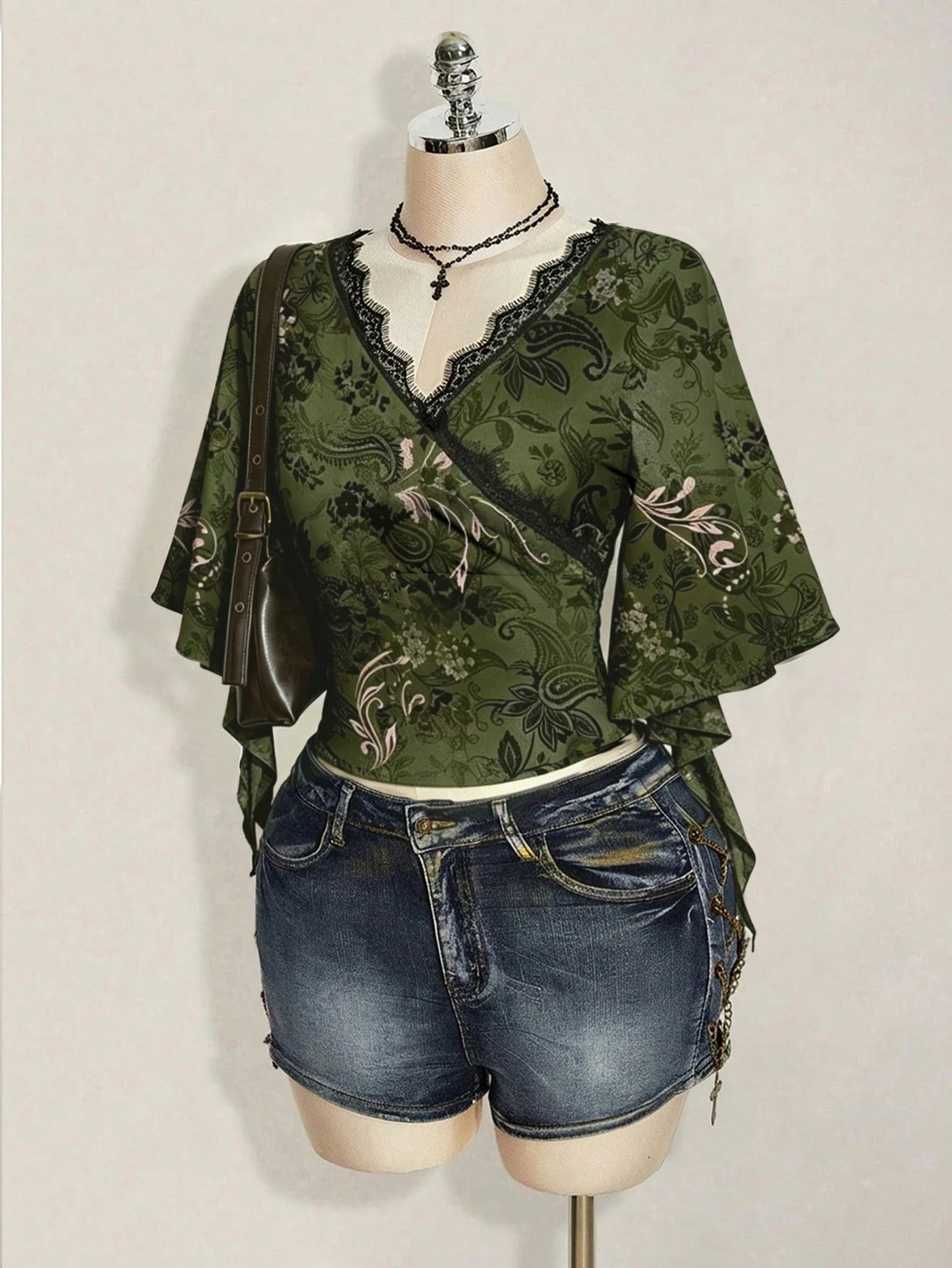 ICON Patterned Print Plus Size T-Shirt, Suitable For Music Festival