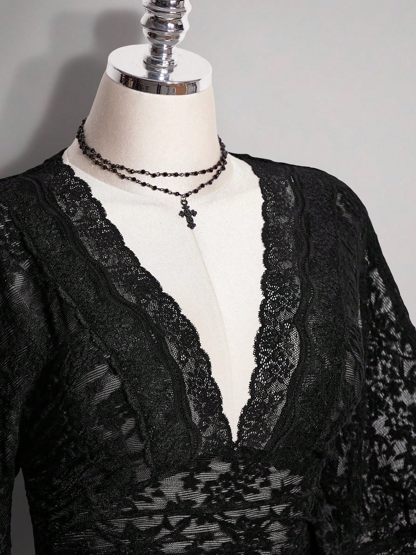 ICON Plus Size Y2K Goth Elegant Sexy V-Neck Lace Patchwork Flare Sleeve Top Brunch Dinner Black Summer