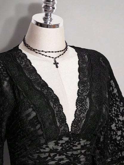 ICON Plus Size Y2K Goth Elegant Sexy V-Neck Lace Patchwork Flare Sleeve Top Brunch Dinner Black Summer