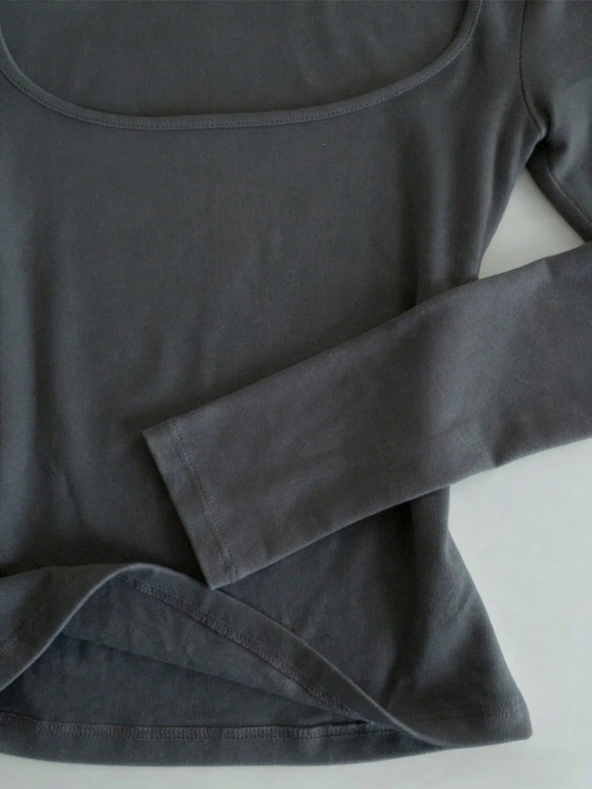 IslaSuriya Chic Dark Grey Square Neck Slim-Fit Long-Sleeve T-Shirt,Everyday Minimalist Fall Winter Top For Women,Gift For Mom Sisters Mother's Day Casual Wear
