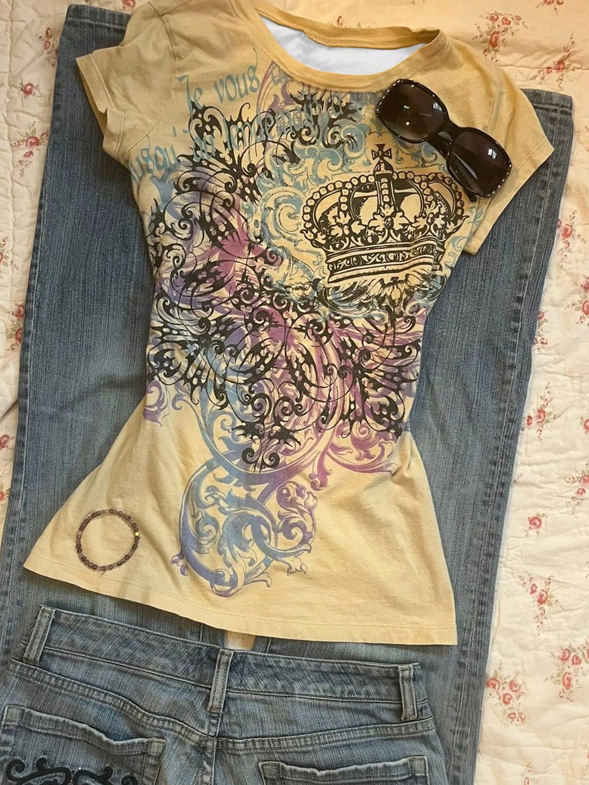IslaSuriya Digital Print Placement Print Women's Crew Neck Fitted Short Sleeve T-Shirt
