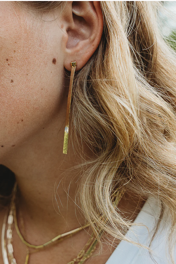 Izzy Herringbone Gold Chain on Stud Post 2 3/4 in