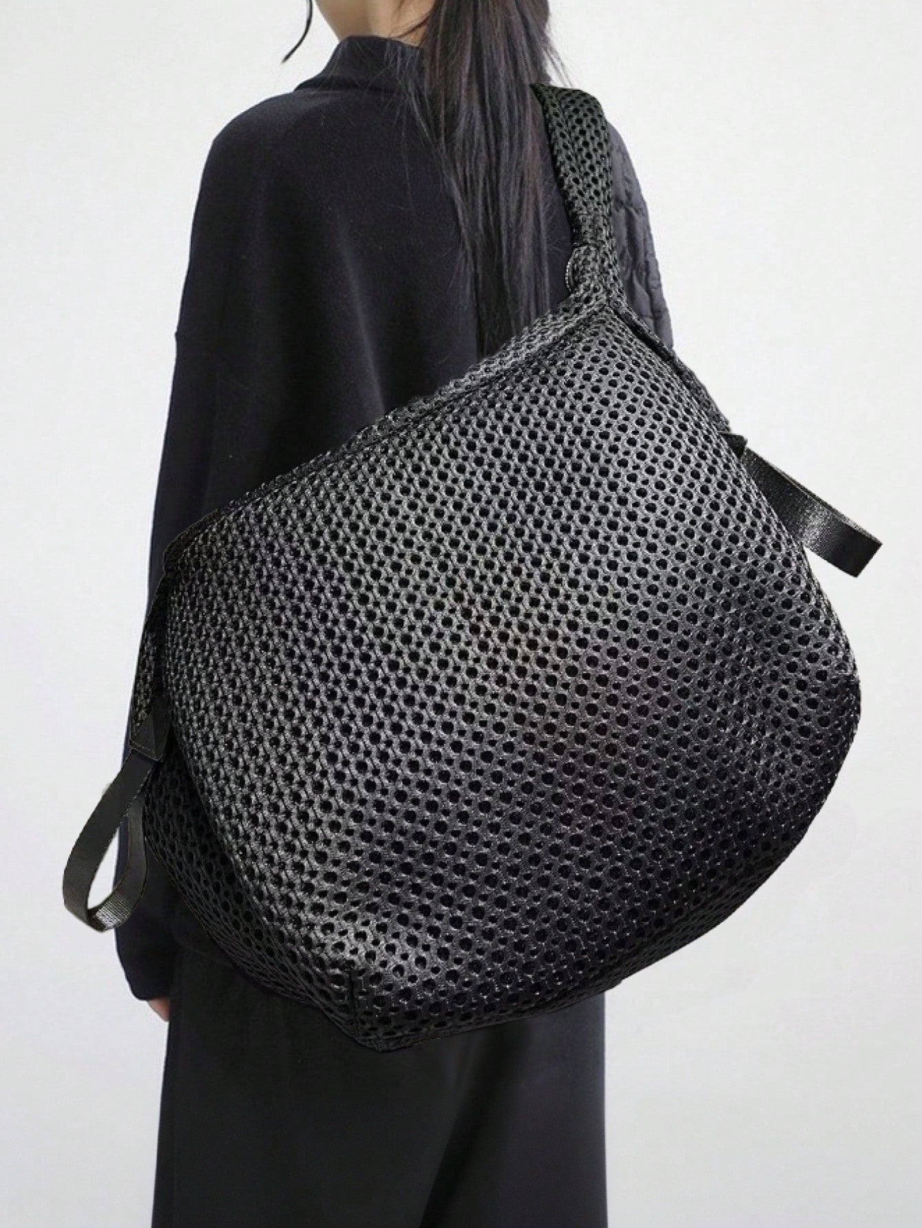 Ladies' Fashionable Nylon Messenger Bag, Large-Capacity Pure-Color Crossbody Bag, Fixed Shoulder Strap, Polyester Lining, Thickened Casual Handbag