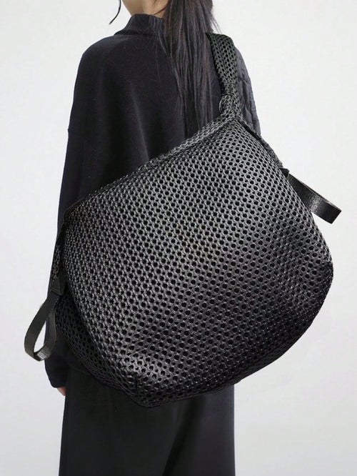Ladies' Fashionable Nylon Messenger Bag, Large-Capacity Pure-Color Crossbody Bag, Fixed Shoulder Strap, Polyester Lining, Thickened Casual Handbag