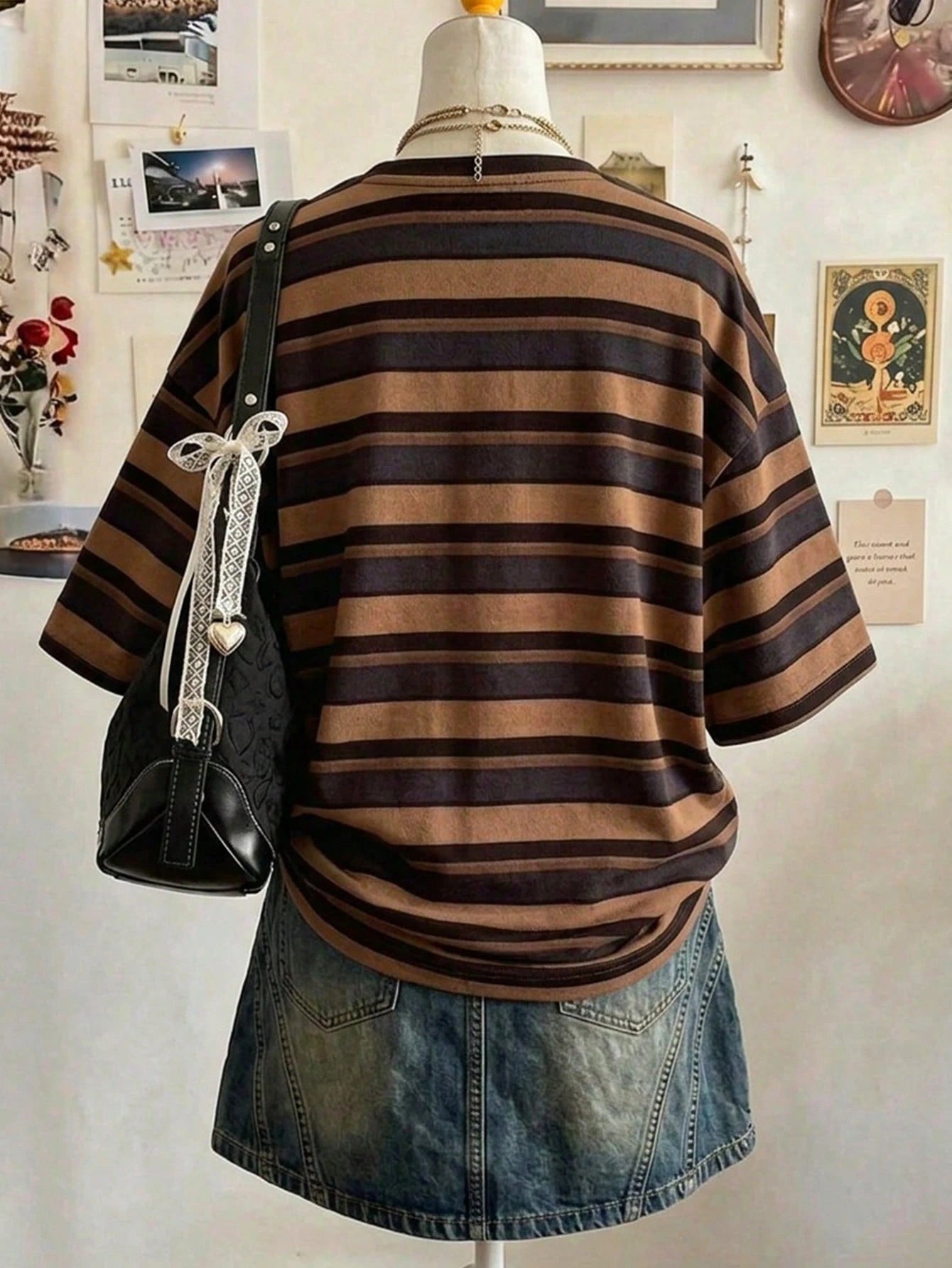 Lalippa Striped Digital Print Casual Oversized Mid-Length Round Neck Drop Shoulder Women T-Shirt, Gift For Friends