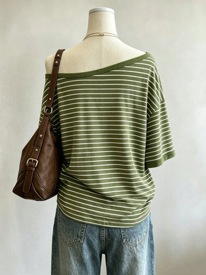 Lalippa Striped Digital Print Fashion Minimalist Women's Round Neck T-Shirt, Gift For Friends
