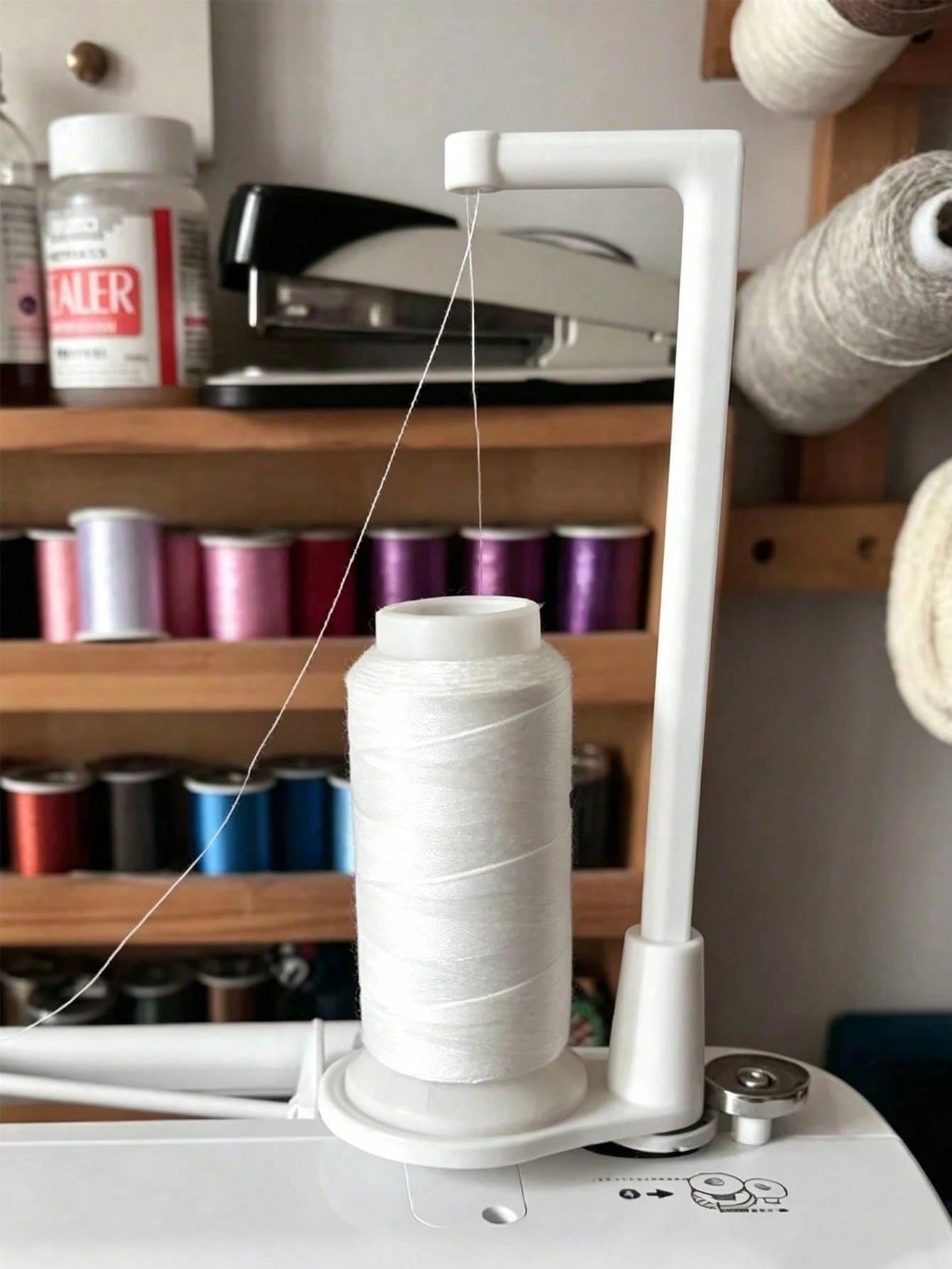 Large Vertical Spool Holder For Home Sewing Machines And Sewing Machines, Anti-Tangle Guide, Professional Handmade Sewing Studio Accessory