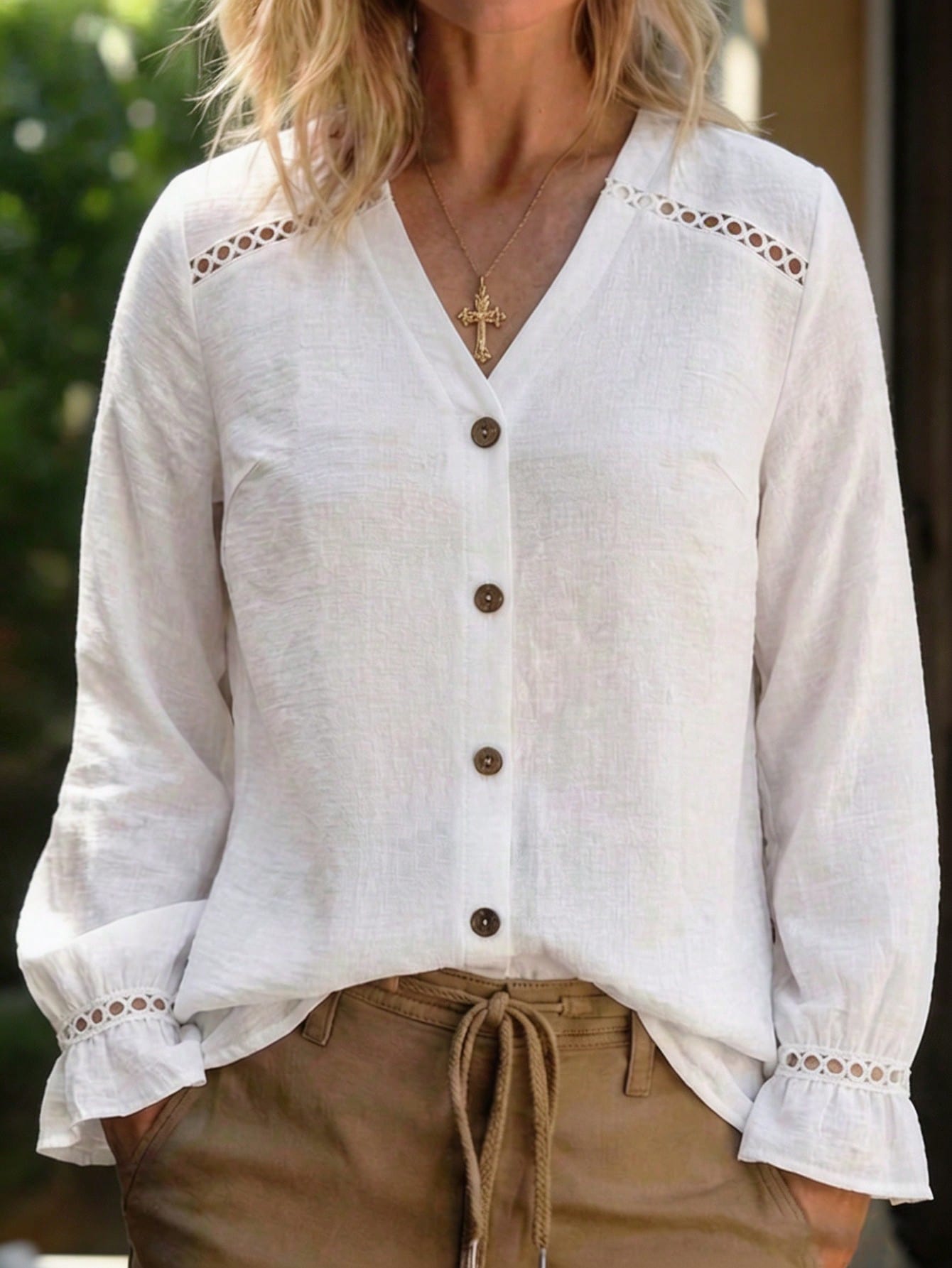 Linhara CURVE Women's New Hollow Lace V-Neck Single-Breasted Open Front Flare Cuff Petal Sleeve Long Sleeve French Blouse, Spring/Autumn Fall Casual Elegant Office
