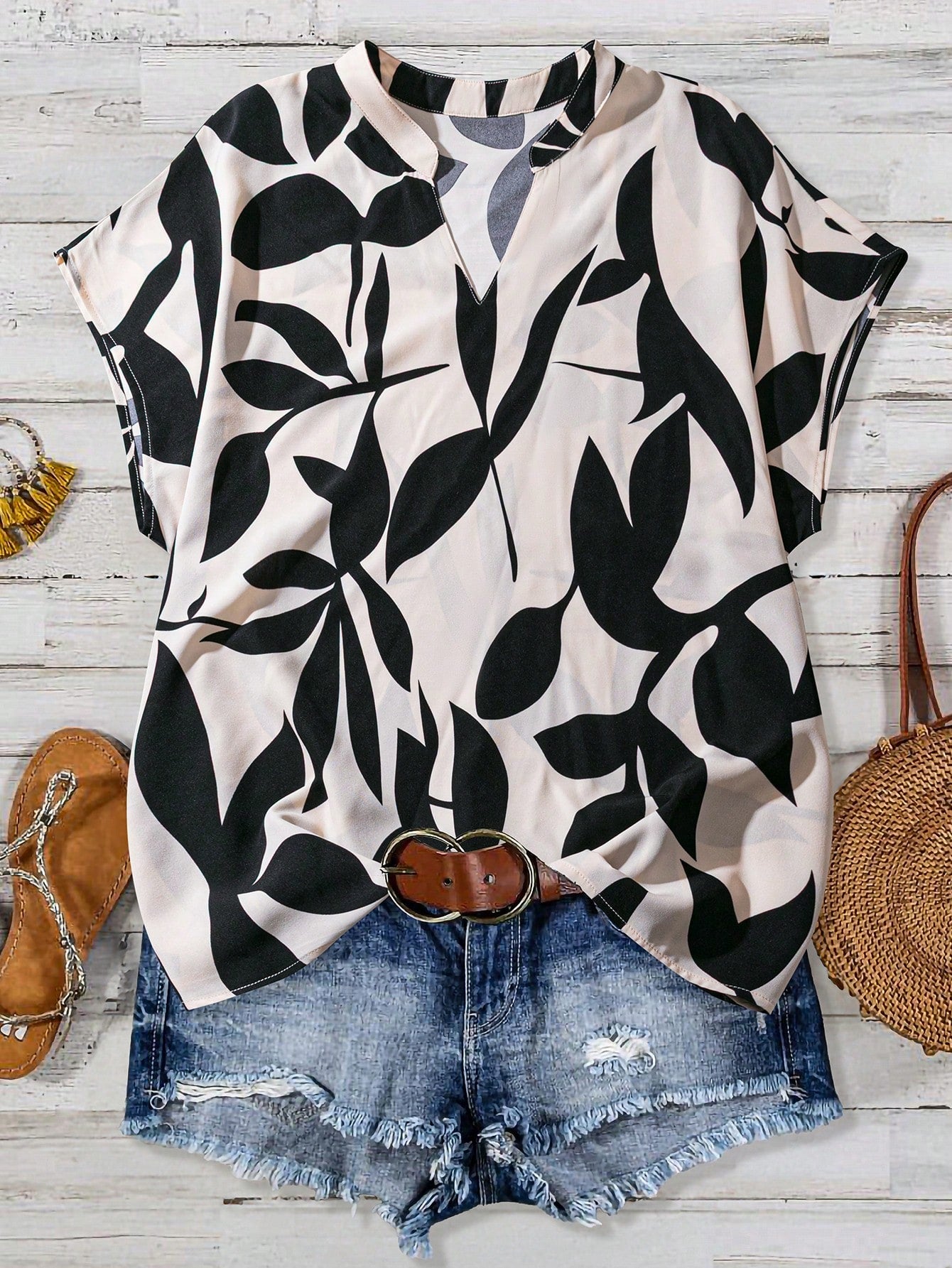 Linhara Plus Size Contrast Color Leaf Print Notched Neck Short Sleeve Shirt
