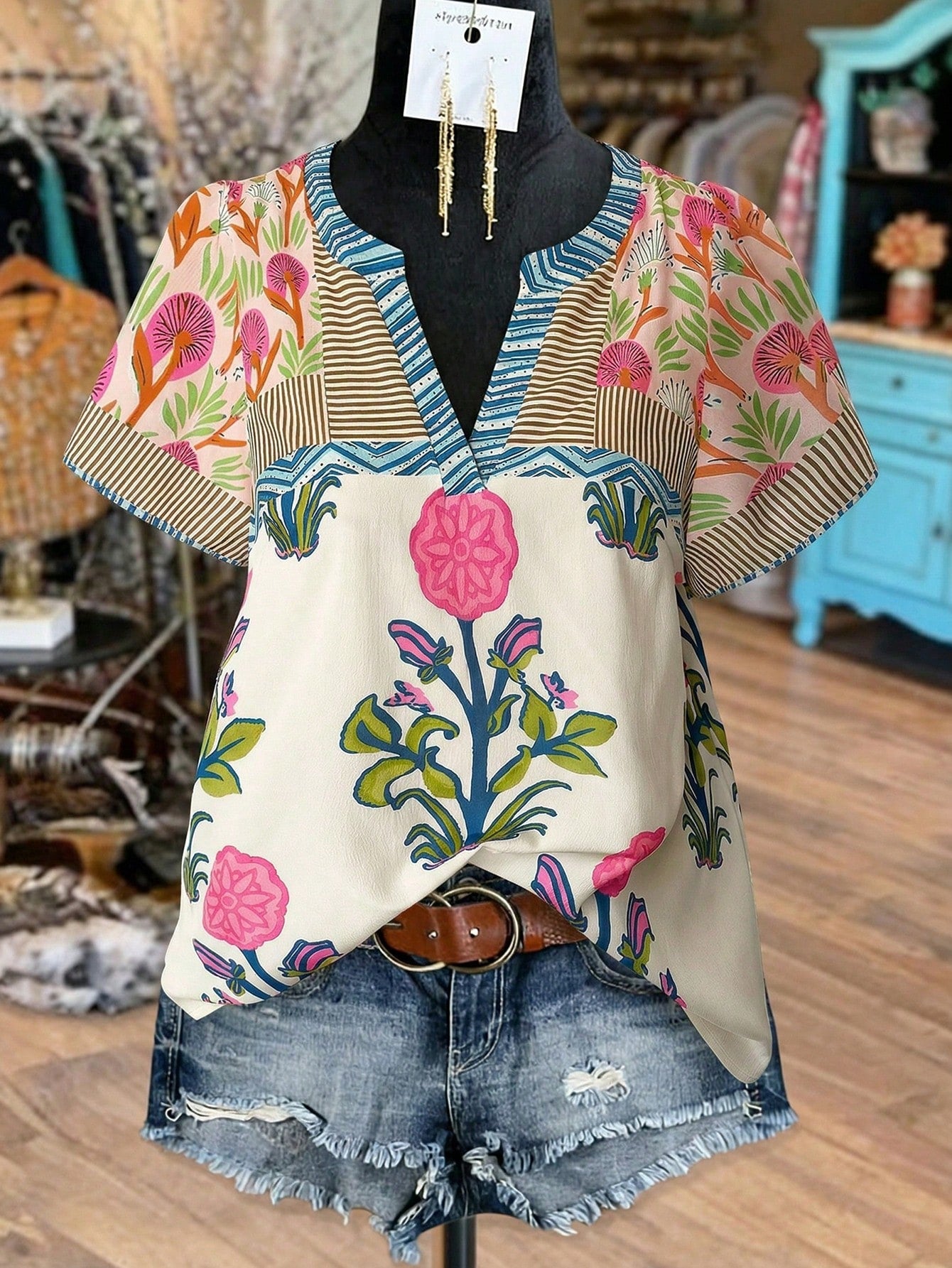Linhara Plus Size Women's Beige Color-Block Printed Stripe V-Neck Short Sleeve Casual Top,Summer Boho Holiday Retro Stylish Blouse For Daily Outings
