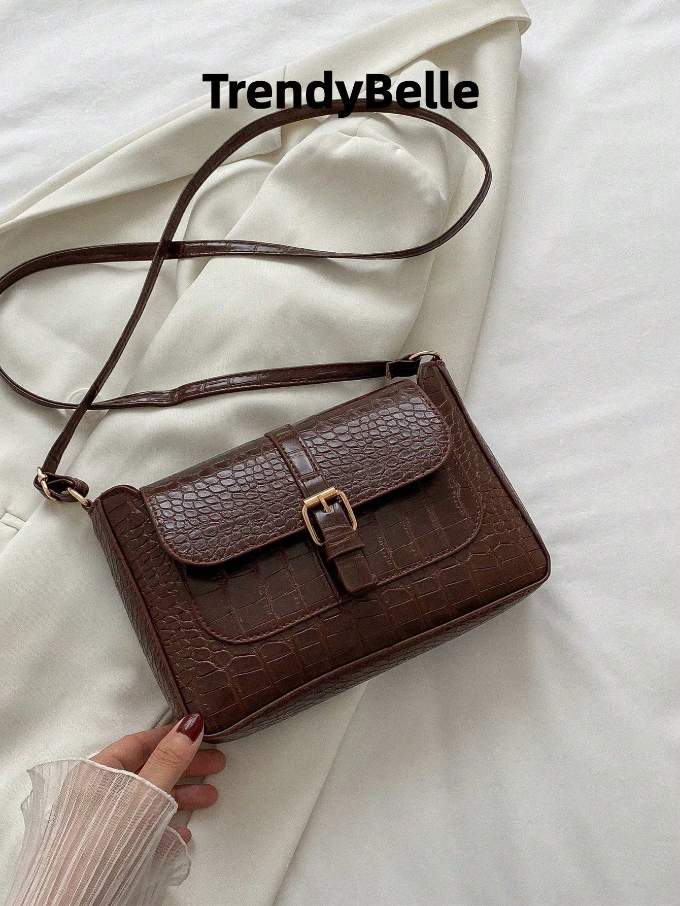Livesso Women's Fashion Casual Versatile Solid Color PU Leather Belt Decor Crossbody Bag