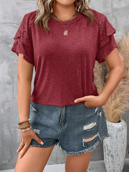 LUNE Plus Contrast Lace Flounce Sleeve Tee