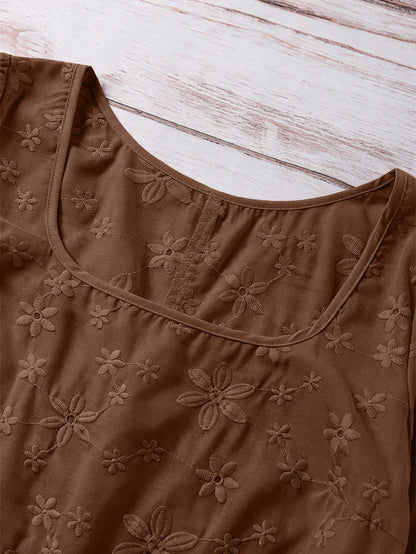 LUNE Plus Size Women Floral Embroidery Pattern Casual Versatile Daily Wear Shirt
