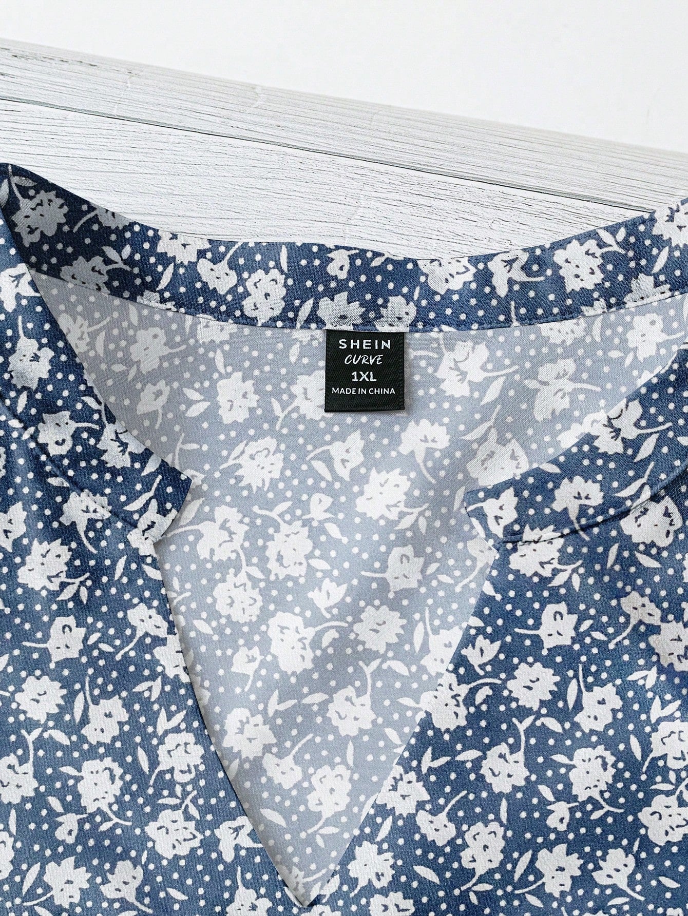 LUNE Plus Size Women V-Neck Printed Blouse, Summer Fall