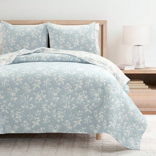 LUSH DECOR Floral Jacquard Reversible Soft Matelassé Quilt Blue 3Pc Set King/Cal King Halloween-Fall Decor-Room Decor