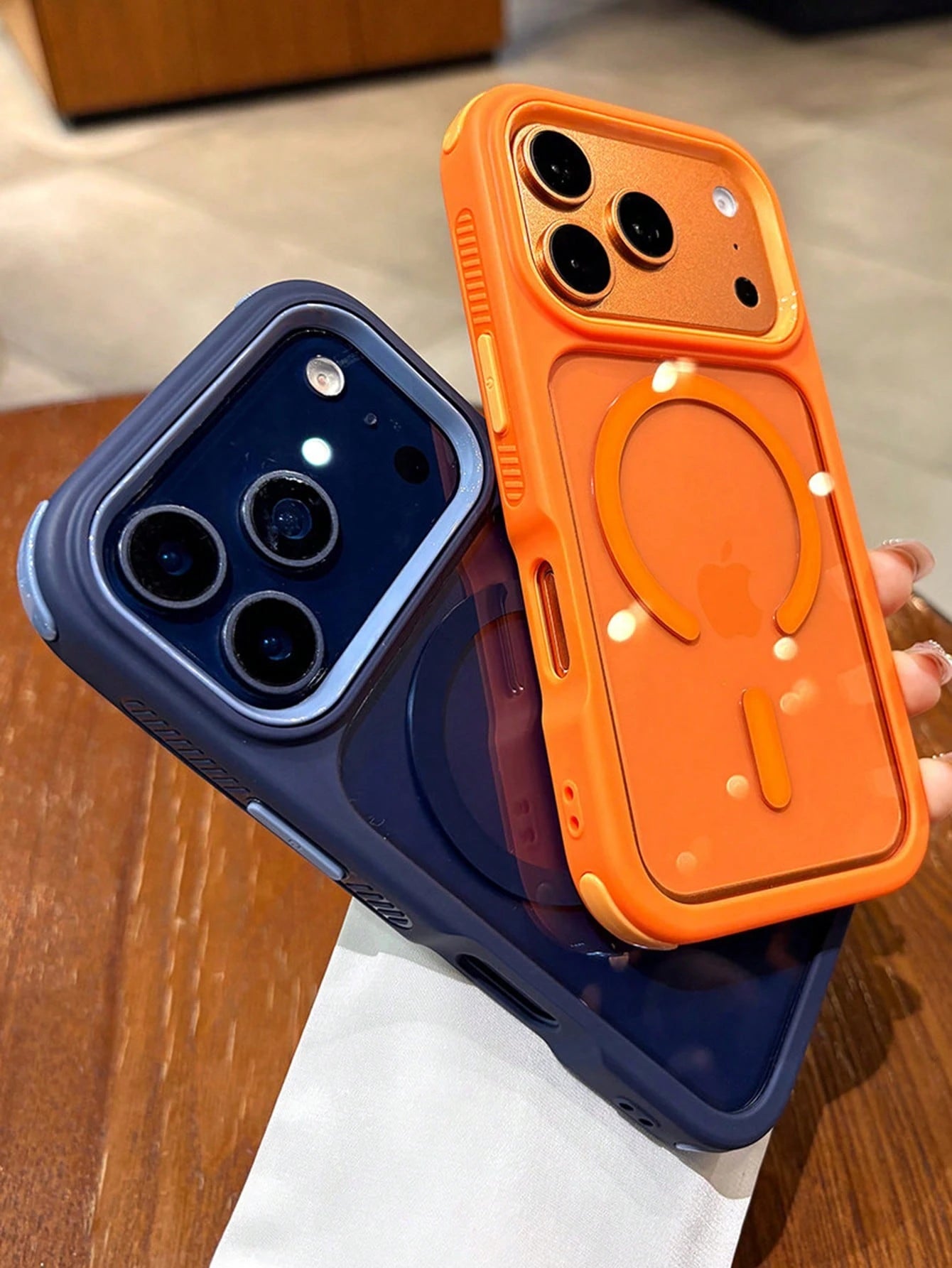 Luxury Shockproof Anti-Fall 3-In-1 Magnetic Transparent Acrylic Phone Case With Lanyard, Compatible With IPhone 17 Pro Max, 17 Pro, 17, 16 Pro Max, 16 Pro, 16, 15 Pro Max, 15 Pro Max, 15 Pro, 15, 14 P
