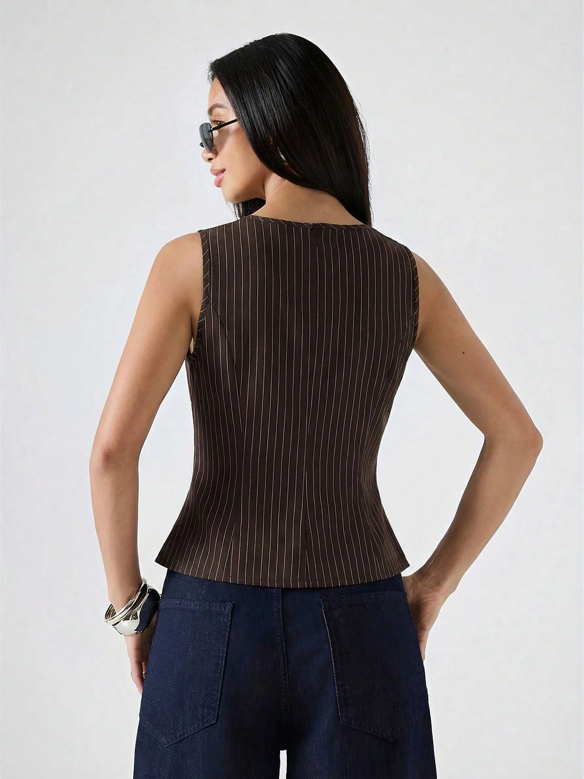 LYSMO 2026 New Minimalist Brown Striped Round Neck Fitted Casual Tank Top, Suitable For Work Business Casual Office Wear, Fashionable Women's Shirt, Summer