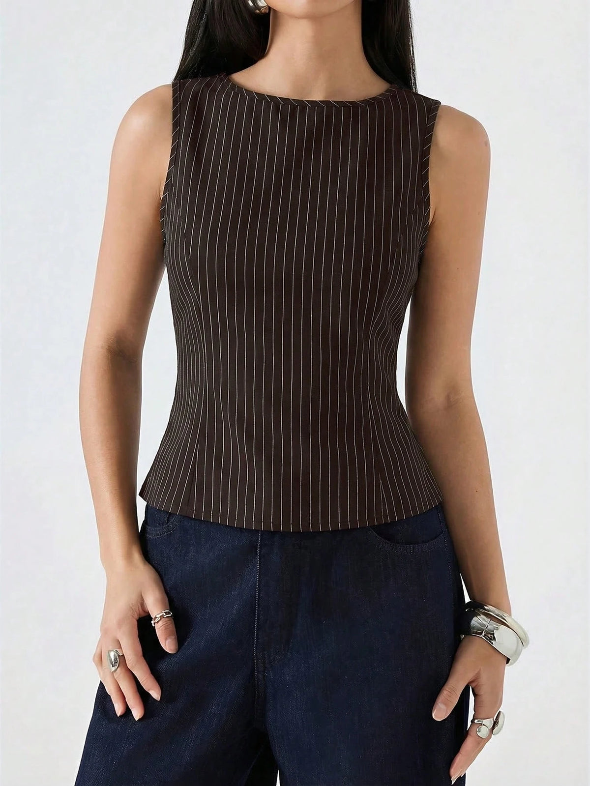 LYSMO 2026 New Minimalist Brown Striped Round Neck Fitted Casual Tank Top, Suitable For Work Business Casual Office Wear, Fashionable Women's Shirt, Summer