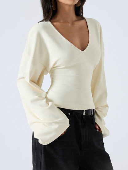 LYSMO V-Neck Flare Sleeve Cropped Long Women T-Shirt Top Black Blouses Tops With Sleeves Shirt