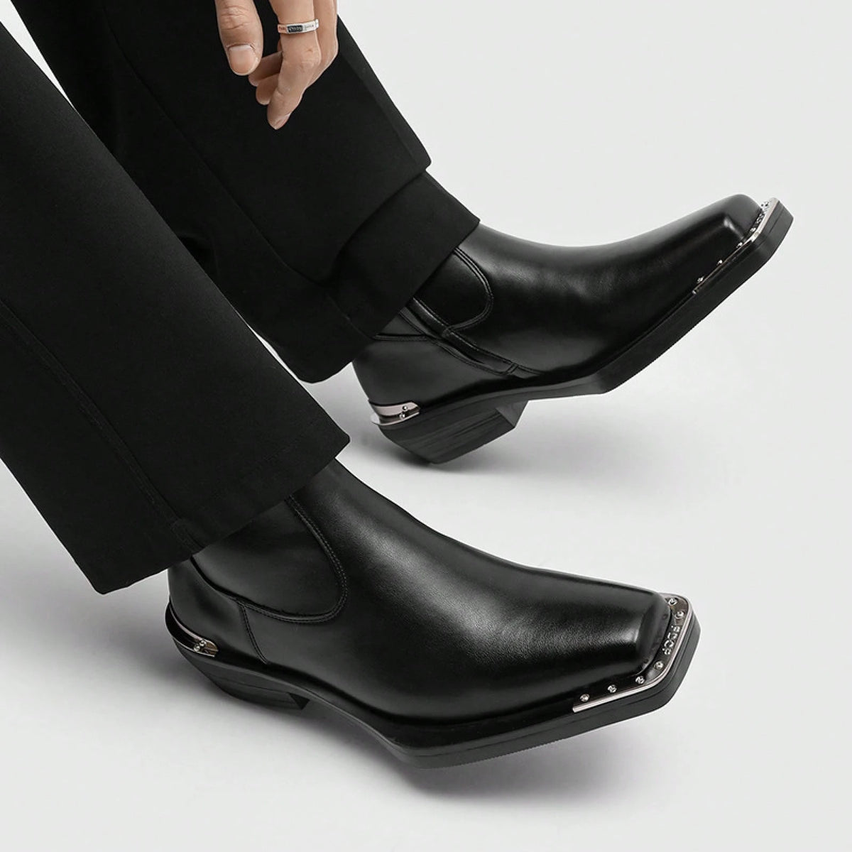 Men's High Heel Iron Toe Boots Zipper British Style Men's Chelsea Casual Commuting Boots