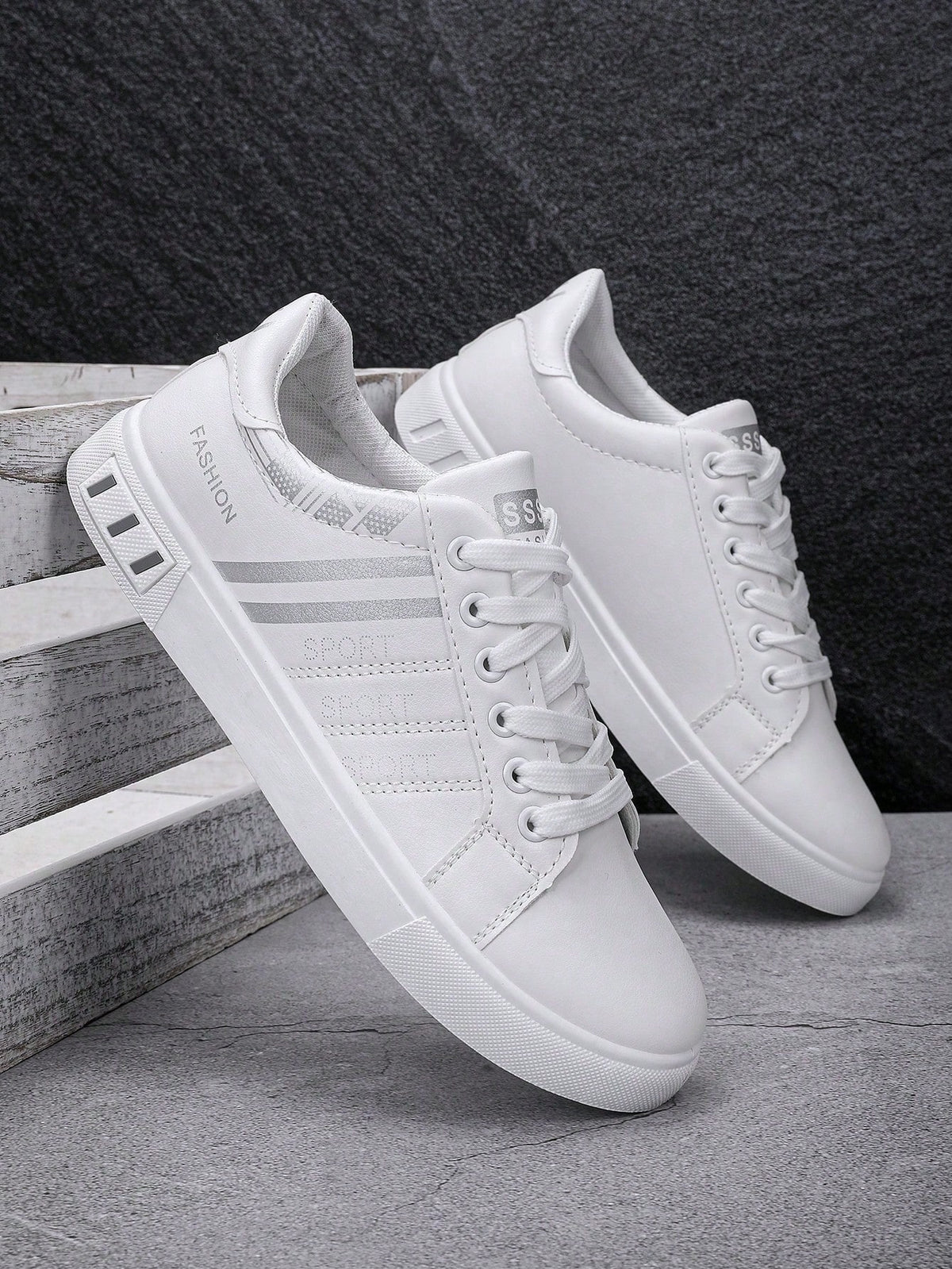 Men's White Sneakers Suitable For Sports & Outdoor, Lightweight Non-Slip Flat Shoes, Lace-Up White Shoes, Suitable For All Seasons, Students, Spring And Autumn, Low-Top Men's Shoes (Please Order One S