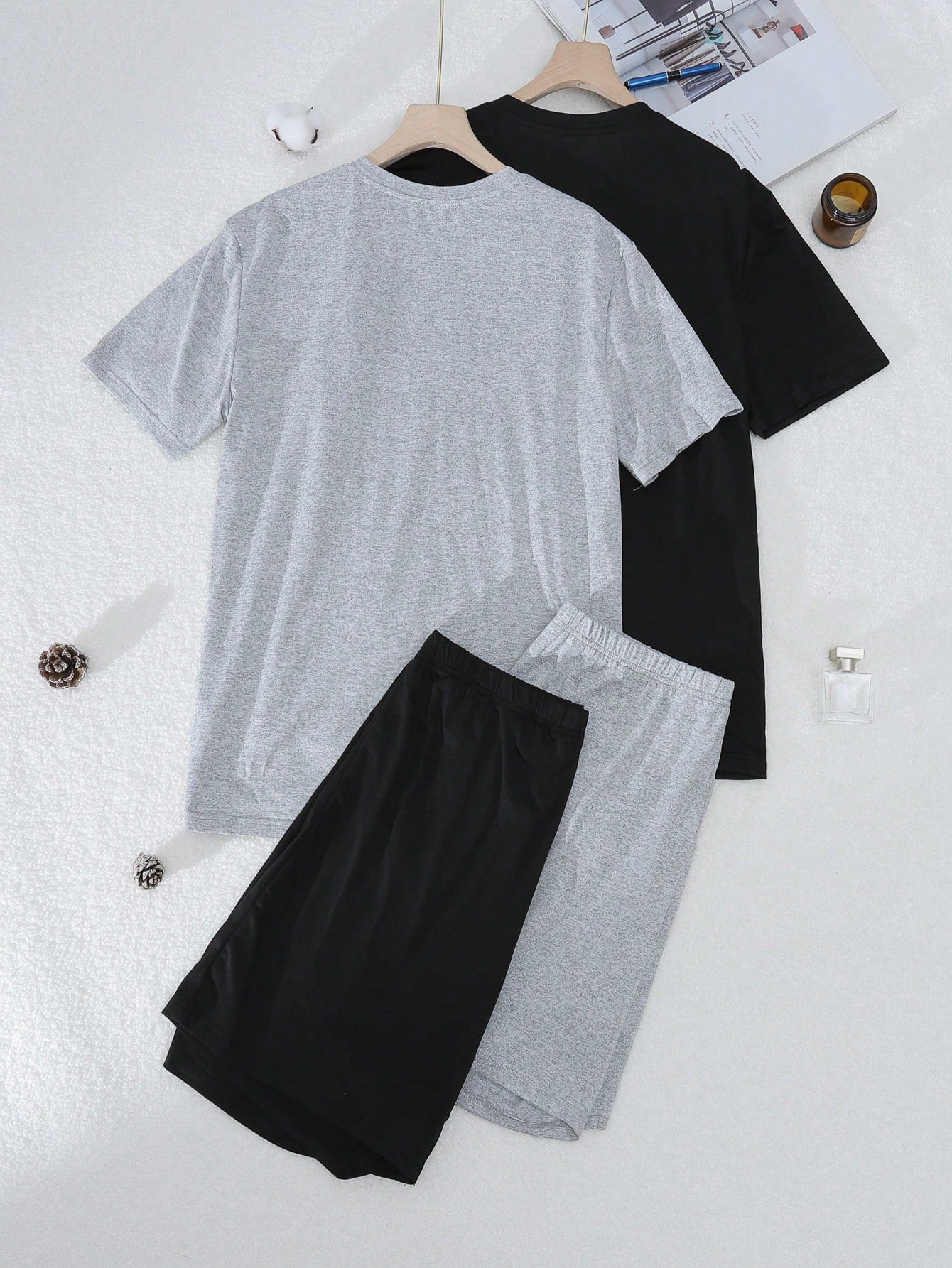 Men Solid Color V-Neck Short Sleeve Top And Shorts Pajama Set,2 Set