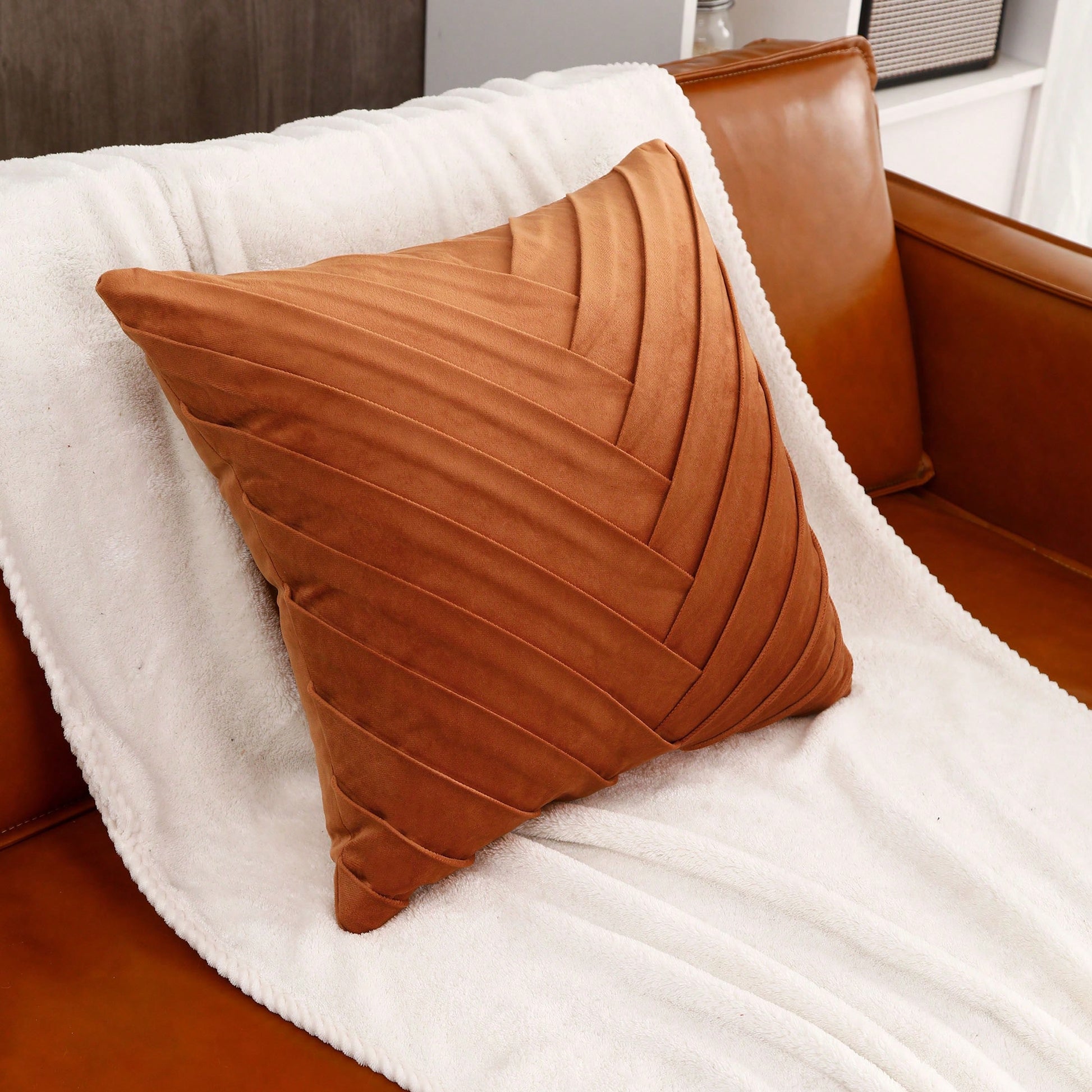 Miater 1pc/2pcs Velvet Pleated Geometric Throw Pillow, Velvet Patchwork Luxury Modern Style Living Room Sofa Decorative Cushion